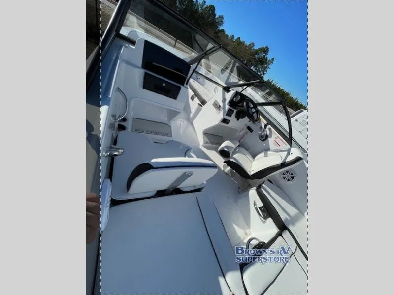 Slide: The Image of Stingray 172 2026 - 5