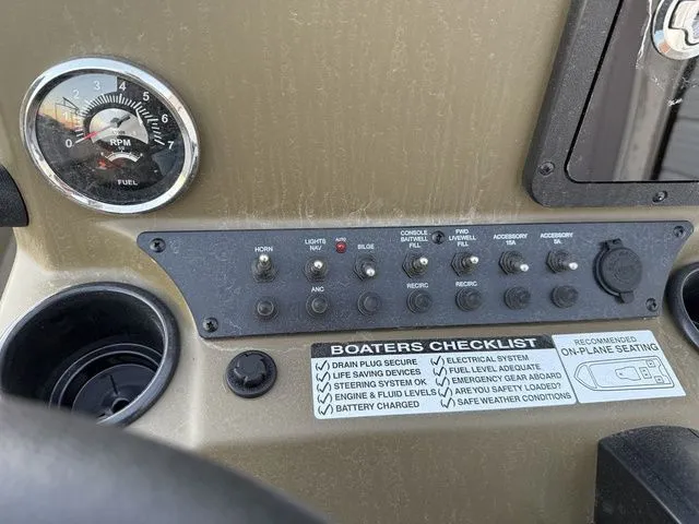 Slide: The Image of Avid 18 Rogue CC 2026 - 10