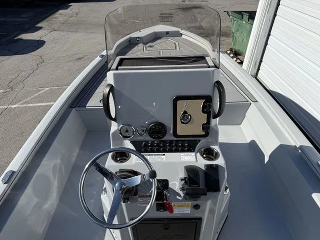 Slide: The Image of Avid 23 Mag 2026 - 12