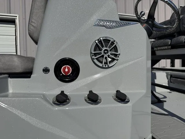 Slide: The Image of Avid 23 Mag 2026 - 22