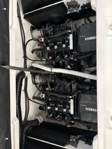 Slide: The Image of Yamaha AR220 2026 engine compartment with dual powerful engines. - 19