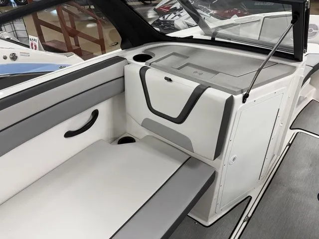 Slide: The Image of Yamaha AR220 2026 - 10