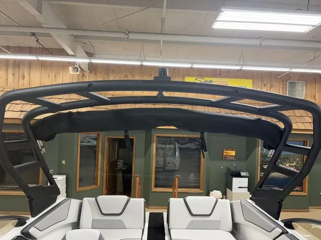 Slide: The Image of Yamaha AR220 2026 - 31