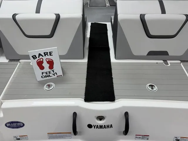 Slide: The Image of Yamaha AR220 2026 - 6