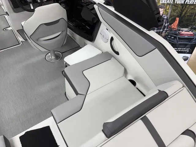 Slide: The Image of Yamaha AR220 2026 - 9