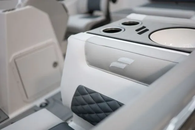 Slide: The Image of Starcraft SVX 191 OB 2026 - 7