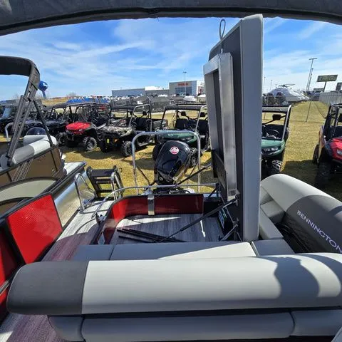 Slide: The Image of Bennington 22 S SWINGBACK 2026 - 16