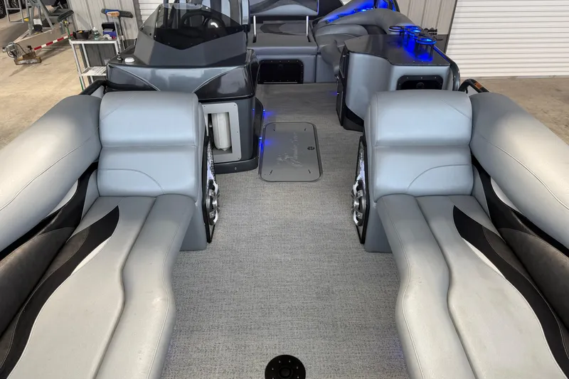 Slide: The Image of 2023 Aloha Pontoon PS 260 TT interior with luxurious seating and modern design. - 81