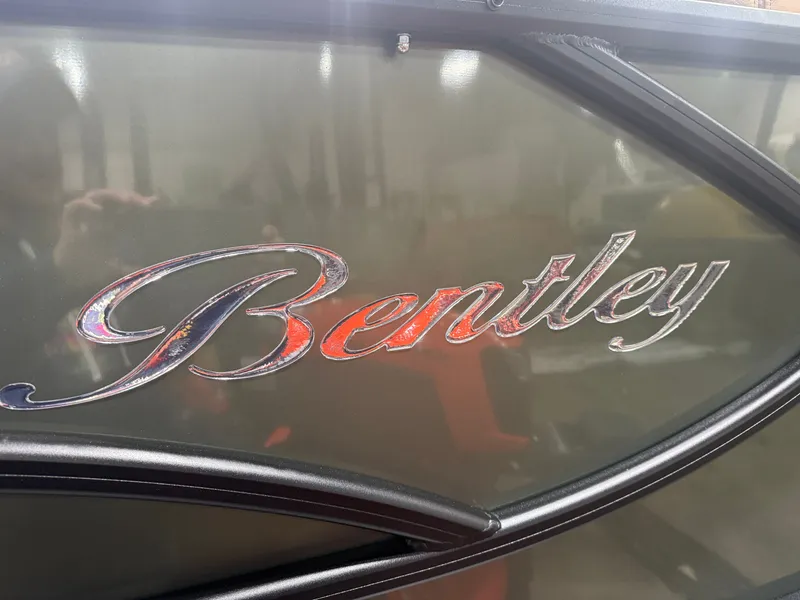 Slide: The Image of Bentley Pontoons Legacy 220 Navigator DL Quad Lounge 2026 - 35