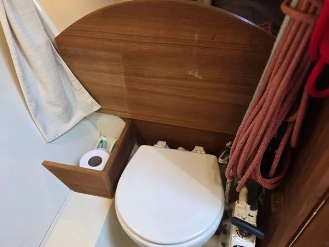 Slide: The Image of 2018 Tofinou 12 - Image 17 - 17