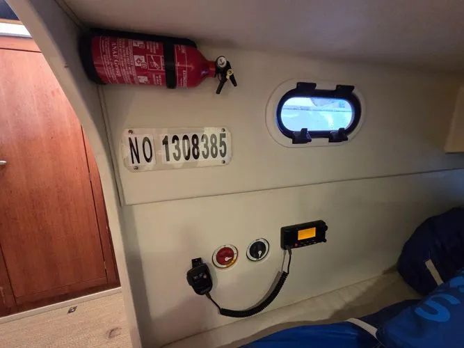 Slide: The Image of 2018 Tofinou 12 - Image 20 - 20