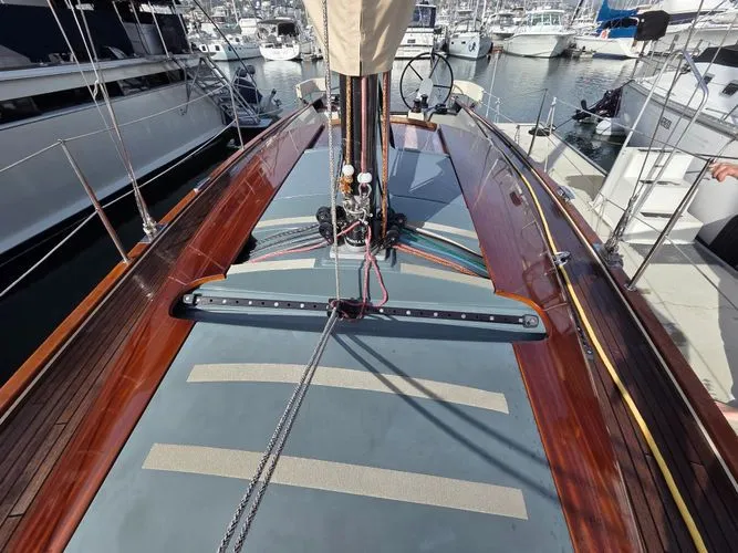 Slide: The Image of 2018 Tofinou 12 - Image 6 - 6