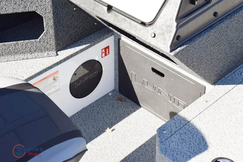 Slide: The Image of Lund 1800 Explorer Sport 2026 - 13