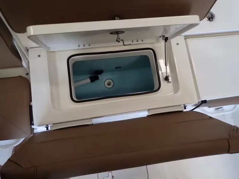 Slide: The Image of Skeeter SX2250 2020 - 17