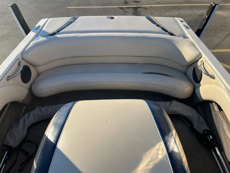 Slide: The Image of Malibu Response LX 2000 - 16