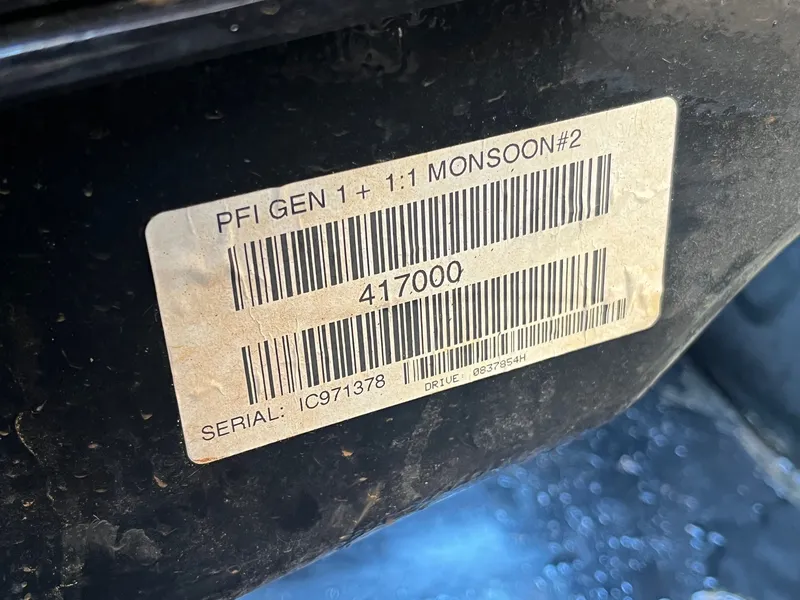 Slide: The Image of Malibu Response LX 2000 - 25