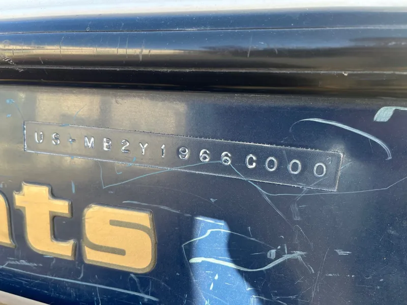 Slide: The Image of Malibu Response LX 2000 - 30