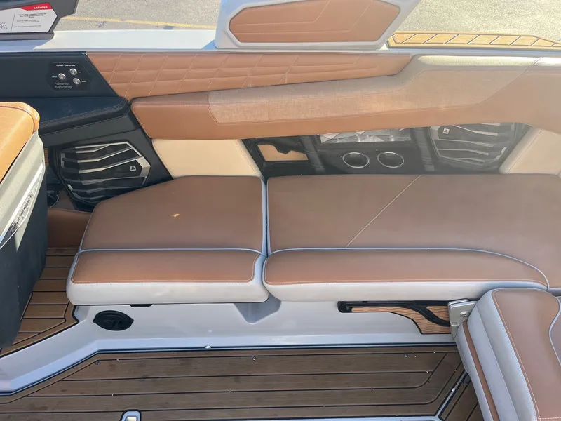 Slide: The Image of Nautique G23 2022 - 19