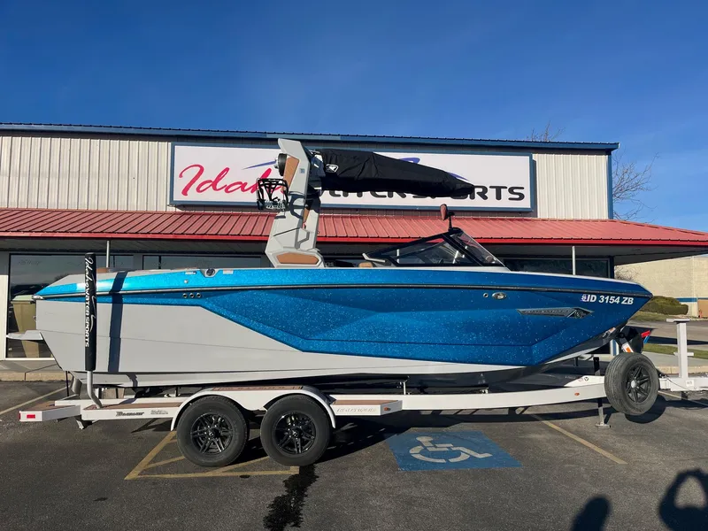 Slide: The Image of Nautique G23 2022 - 2