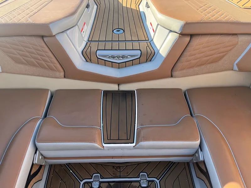 Slide: The Image of Nautique G23 2022 - 21