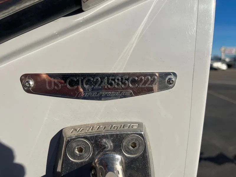 Slide: The Image of Nautique G23 2022 - 40