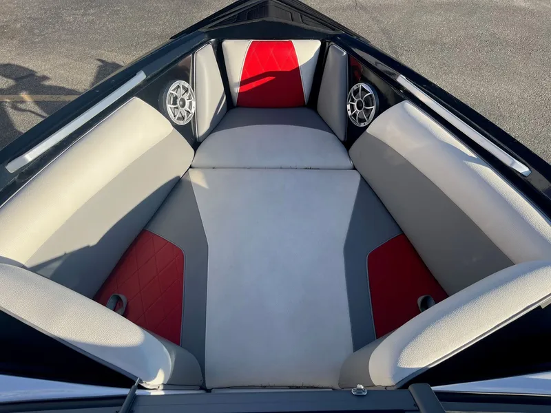 Slide: The Image of Tigé R21 2018 - 29