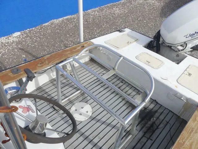 Slide: The Image of Sea Ray 18 Bowrider 1989 - 12