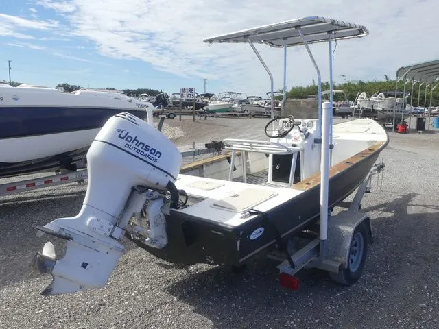 Slide: The Image of Sea Ray 18 Bowrider 1989 - 4