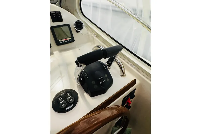 Slide: The Image of Control panel of 2015 MJM 36z Express boat with Yamaha display and joystick. - 29