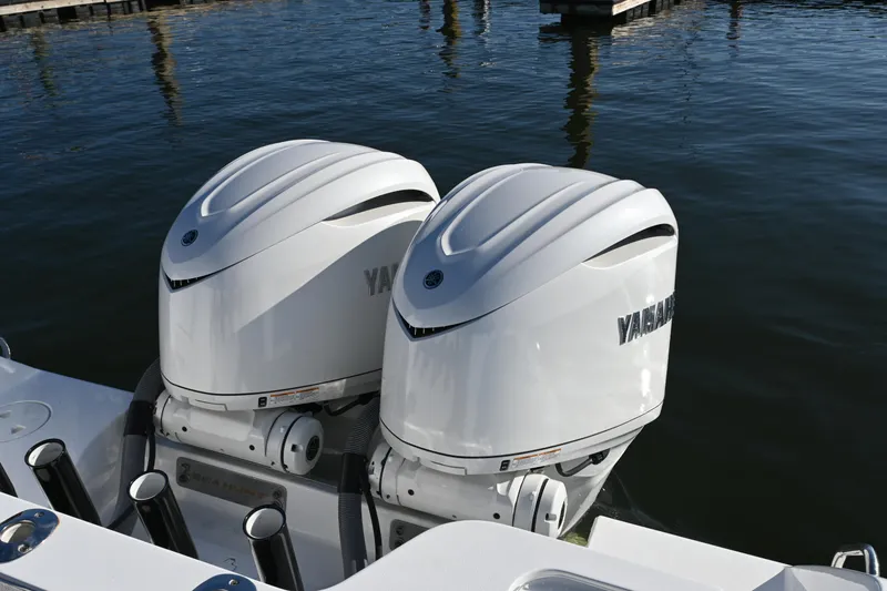 Slide: The Image of Twin Yamaha outboard engines on 2025 Sea Hunt Gamefish 30 Coffin Box boat. - 20