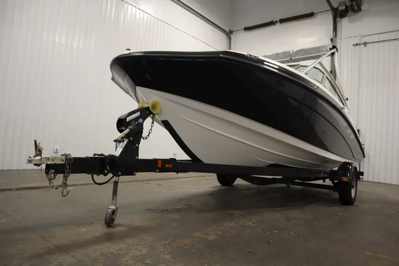 Slide: The Image of 2013 Yamaha Boats AR190 on trailer in indoor storage facility. - 39