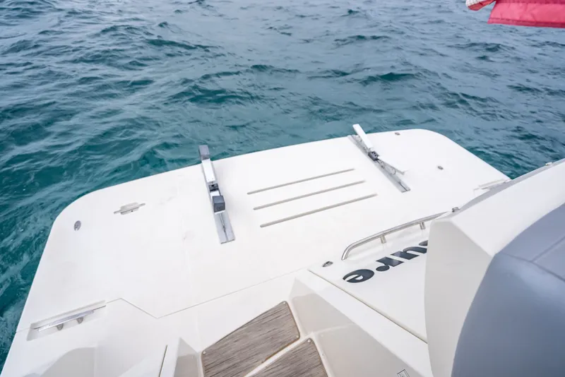 Slide: The Image of Carver Yachts C52 Coupe 2017 - 16