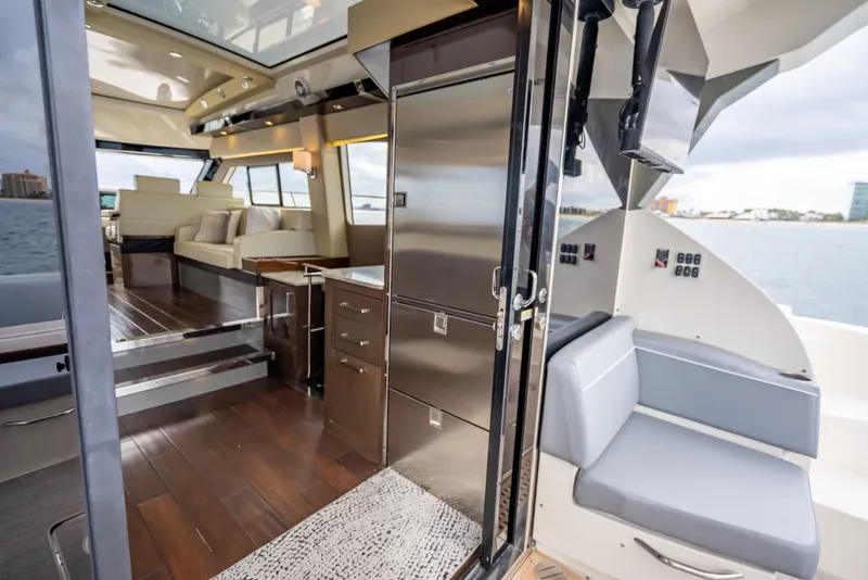 Slide: The Image of Carver Yachts C52 Coupe 2017 - 19