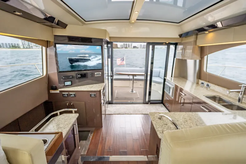 Slide: The Image of Carver Yachts C52 Coupe 2017 - 2