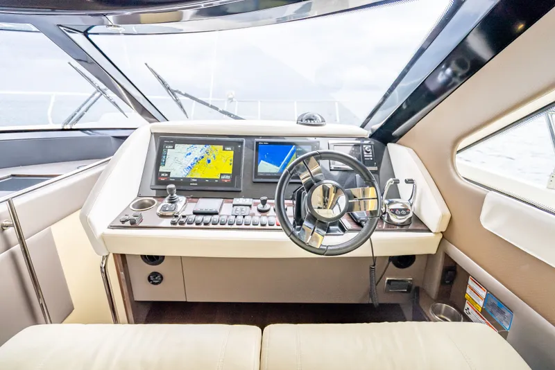 Slide: The Image of Carver Yachts C52 Coupe 2017 - 29