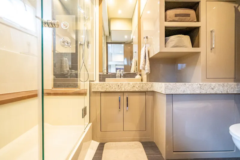 Slide: The Image of Carver Yachts C52 Coupe 2017 - 37