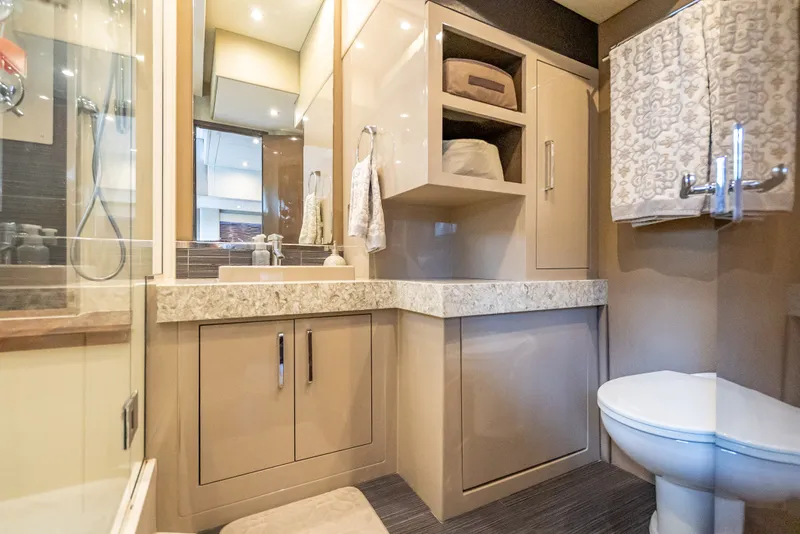 Slide: The Image of Carver Yachts C52 Coupe 2017 - 38