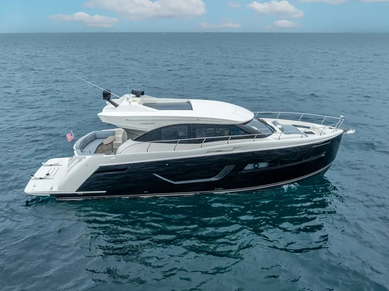 Slide: The Image of Carver Yachts C52 Coupe 2017 - 54