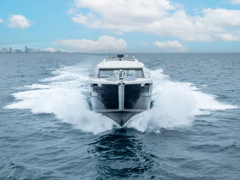 Slide: The Image of Carver Yachts C52 Coupe 2017 - 7