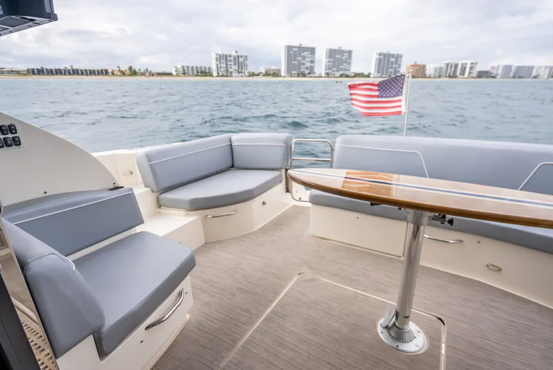 Slide: The Image of Carver Yachts C52 Coupe 2017 - 9