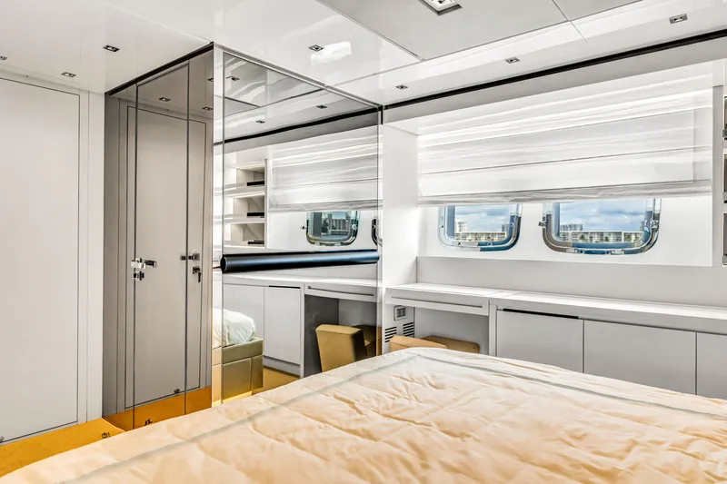 Slide: The Image of Luxurious cabin of Sanlorenzo SL78 yacht, year 2018. - 35