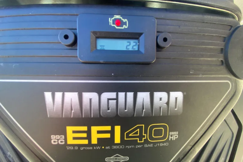 Slide: The Image of Vanguard EFI 40 engine display on 2015 Gator Tail 18' model. - 12