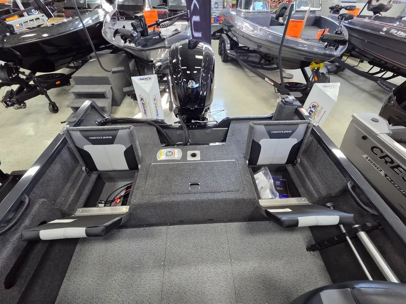 Slide: The Image of Crestliner 1650 Hawk 2026 - 21