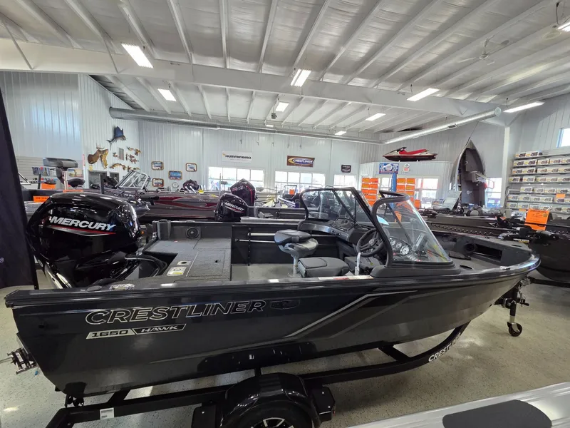 Slide: The Image of Crestliner 1650 Hawk 2026 - 4