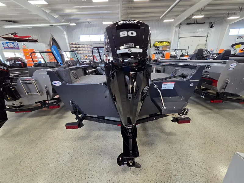 Slide: The Image of Crestliner 1650 Hawk 2026 - 5