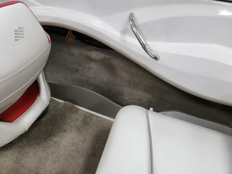 Slide: The Image of Four Winns H190 2011 - 10