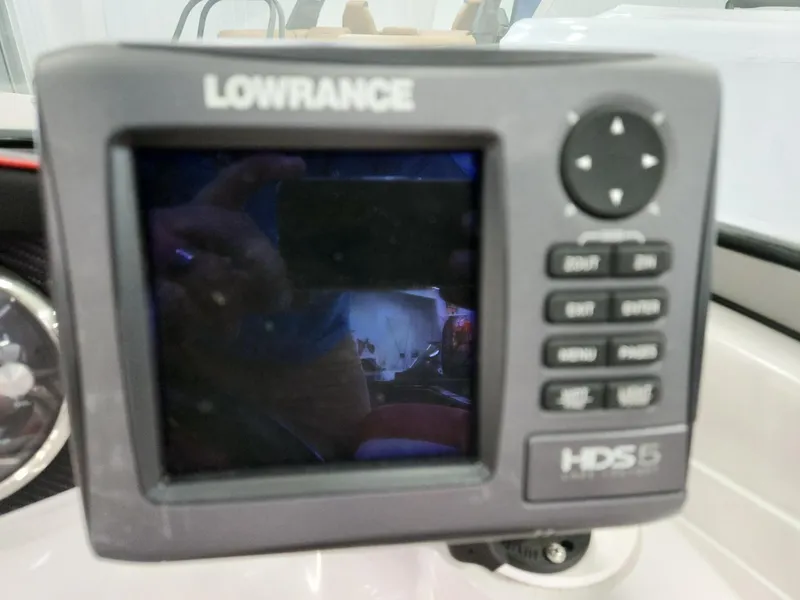 Slide: The Image of Four Winns H190 2011 - 14