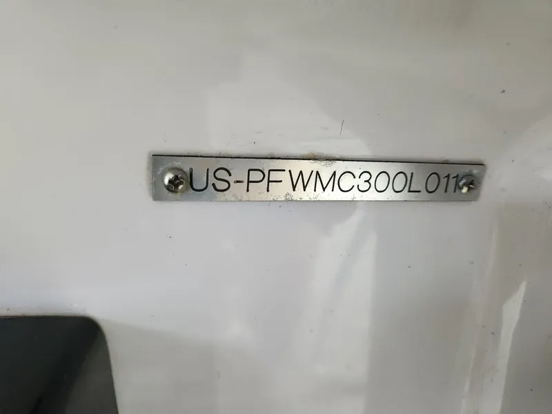 Slide: The Image of Four Winns H190 2011 - 19