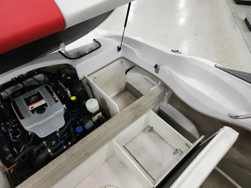 Slide: The Image of Four Winns H190 2011 - 7