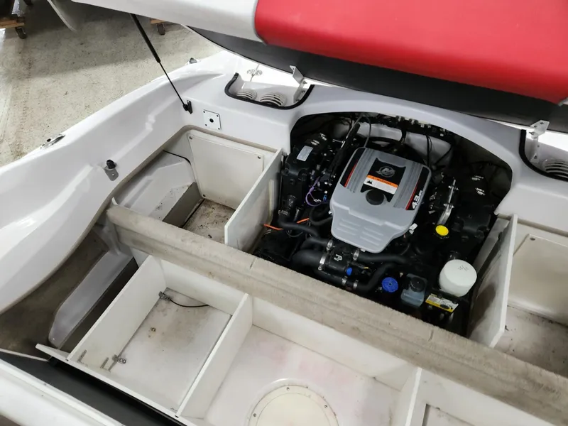 Slide: The Image of Four Winns H190 2011 - 8